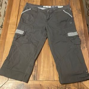 MISS Me Cargo Capri Pants Size 30